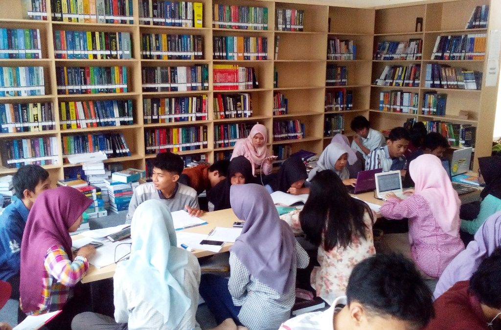 Sambut Hardiknas, Perpustakaan Kampus ITK Berbenah
