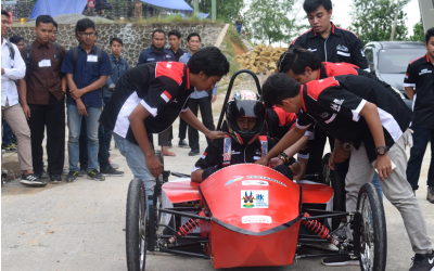 Mobil Listrik Pertama di Kalimantan Karya Mahasiswa ITK