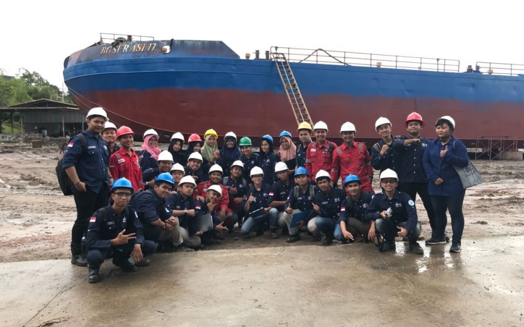 Kuliah Lapangan Prodi Teknik Perkapalan ke PT Meranti Nusa Bahari