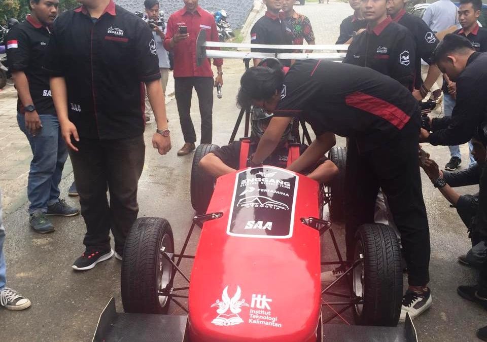 Peluncuran Mobil Listrik dan Kapal Cepat Tak Berawak ITK 2018