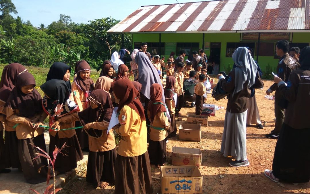 Edukasi Sekolah Bebas Sampah Oleh Teknik Elektro ITK