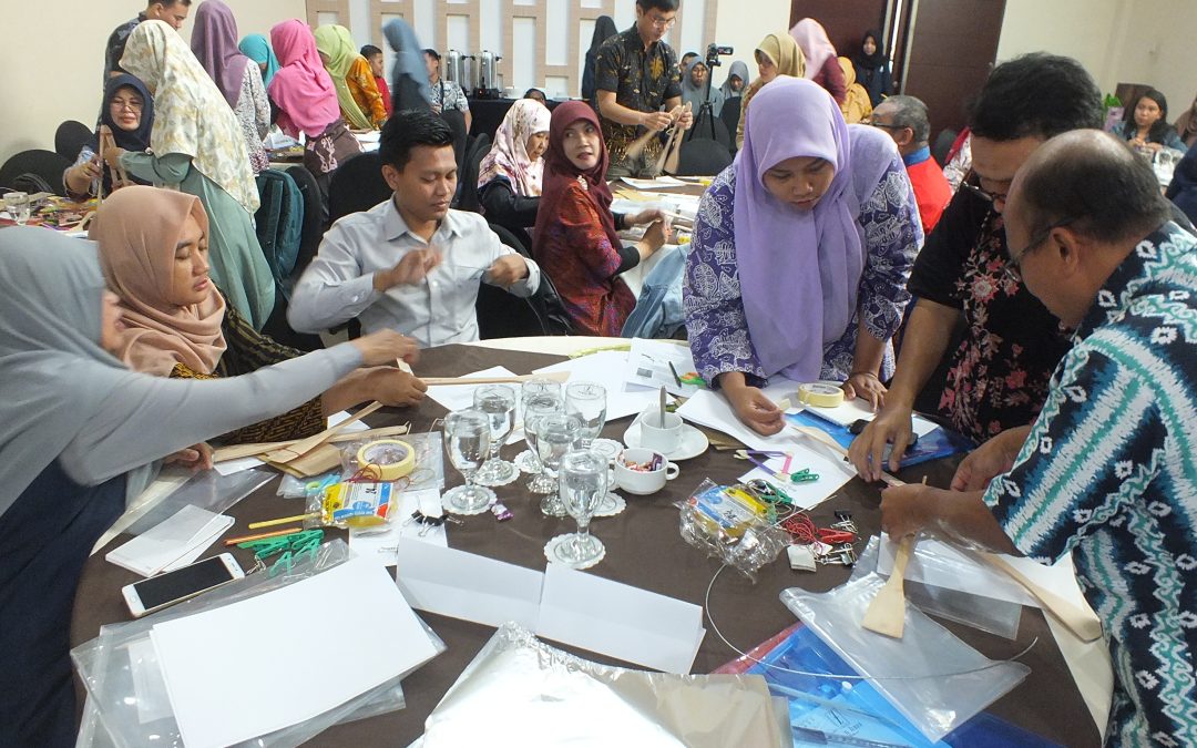 Tingkatkan Potensi Kreatif Siswa Melalui Teacher In-Service Program (TISP)