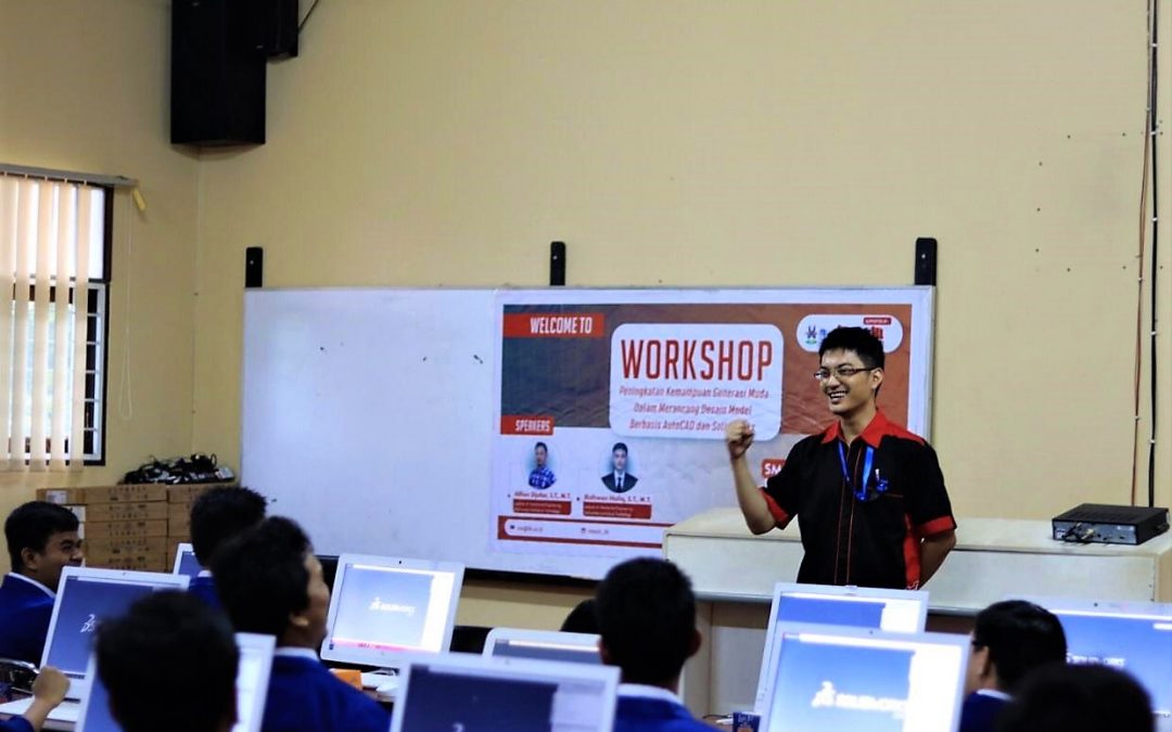 Menyiapkan Generasi Revolusi Industri 4.0 Melalui Pengenalan AUTOCAD dan SOLIDWORKS