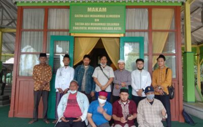 Dosen ITK Napak Tilas Kembali Situs Sejarah Makam Para Wali/Habib Penyebar Islam di  Kalimantan Timur